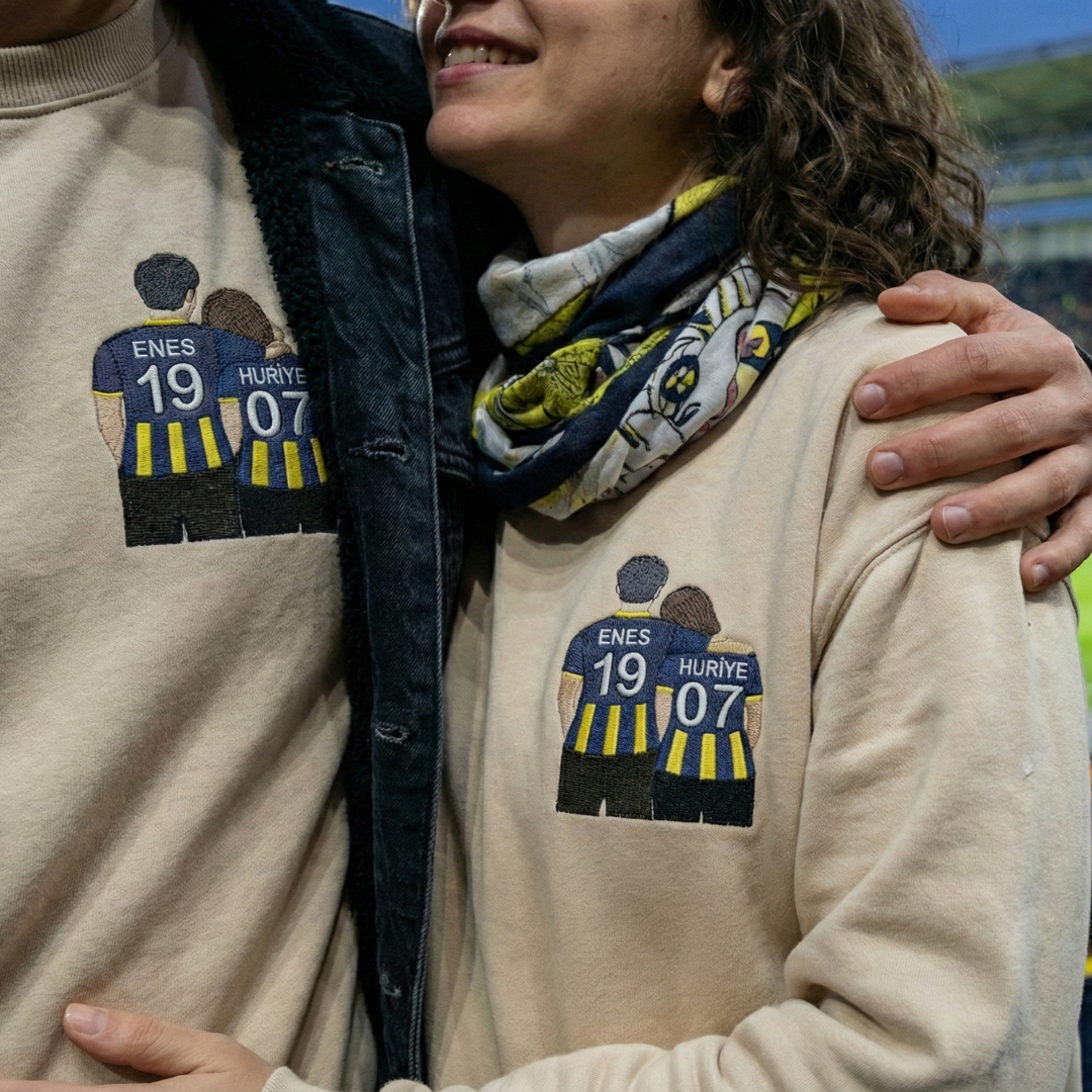 Kişiye Özel Taraftar Çift Nakışlı Tişört, Sweatshirt & Hoodie | İsim ve Numara Yazılı