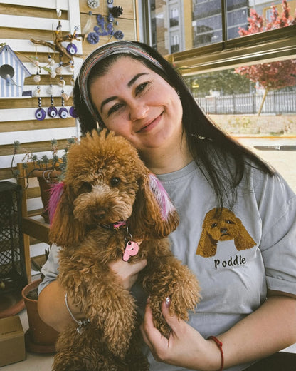 T-SHIRT 🐾 Onu Her Zaman Yanında Taşı — Kişiye Özel Evcil Hayvan Nakış