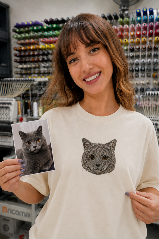 T-SHIRT 🐾 Onu Her Zaman Yanında Taşı — Kişiye Özel Evcil Hayvan Nakış